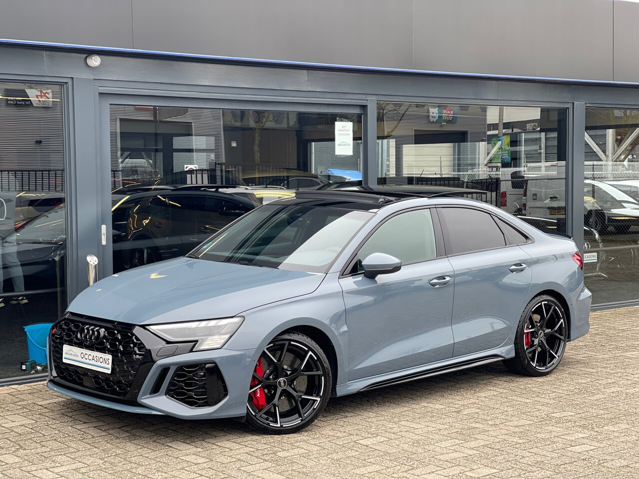 Audi RS3 - Limousine 2.5 TFSI quattro PANO/360CAM/B&OAUDIO/SIDEASSIST/LEDER/ACC/NIEUWSTAAT! - AutoWereld.nl