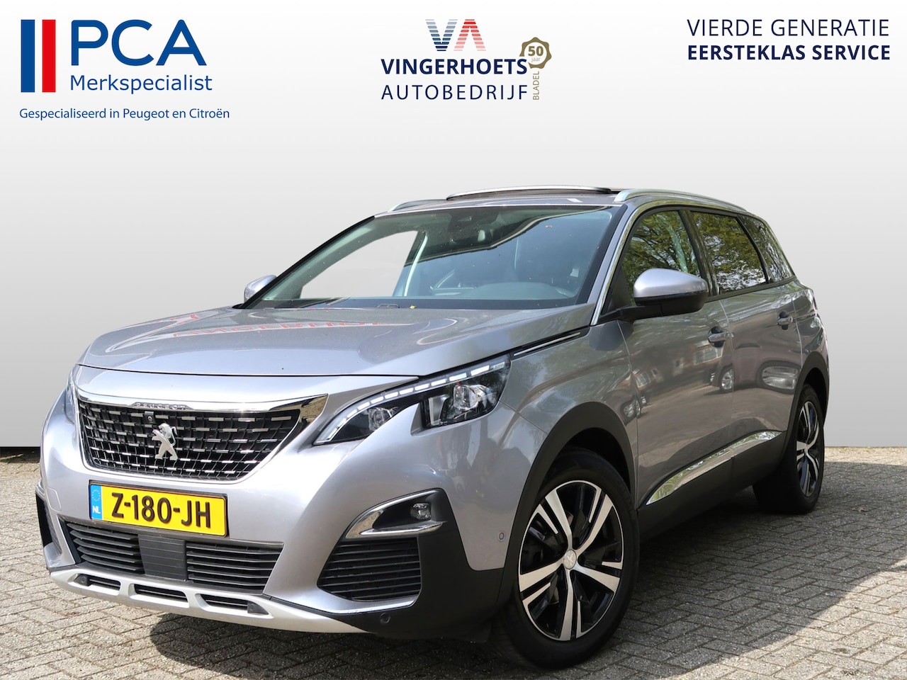 Peugeot 5008 - 130 Pk Superluxe *** GT *** Premium Pack * Navigatie * Zwart Leder * Trekhaak * Stoelverwa - AutoWereld.nl