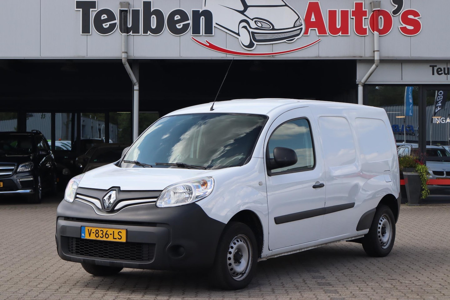 Renault Kangoo - 1.5 dCi 90 Energy Comfort Maxi Airco, Camera, Android auto, Navigatie, Parkeersensoren - AutoWereld.nl