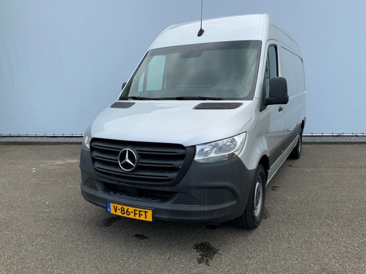 Mercedes-Benz Sprinter - 316 2.2 CDI L2H2 Airco Cruise Camera Navi Opstap Mbux Euro 6 - AutoWereld.nl