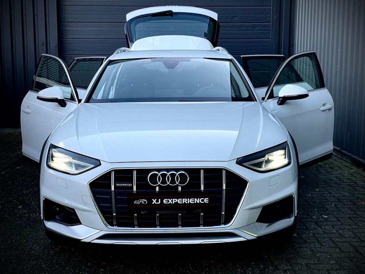 Audi A4 allroad quattro - 2.0 TDI Pro Line Business CARPLAY 190 PK - AutoWereld.nl