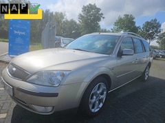 Ford Mondeo Wagon - 2.5 V6 Ghia Executive PDC Nette staat