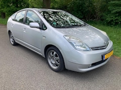 Toyota Prius - 1.5 VVT-i Tech Edition