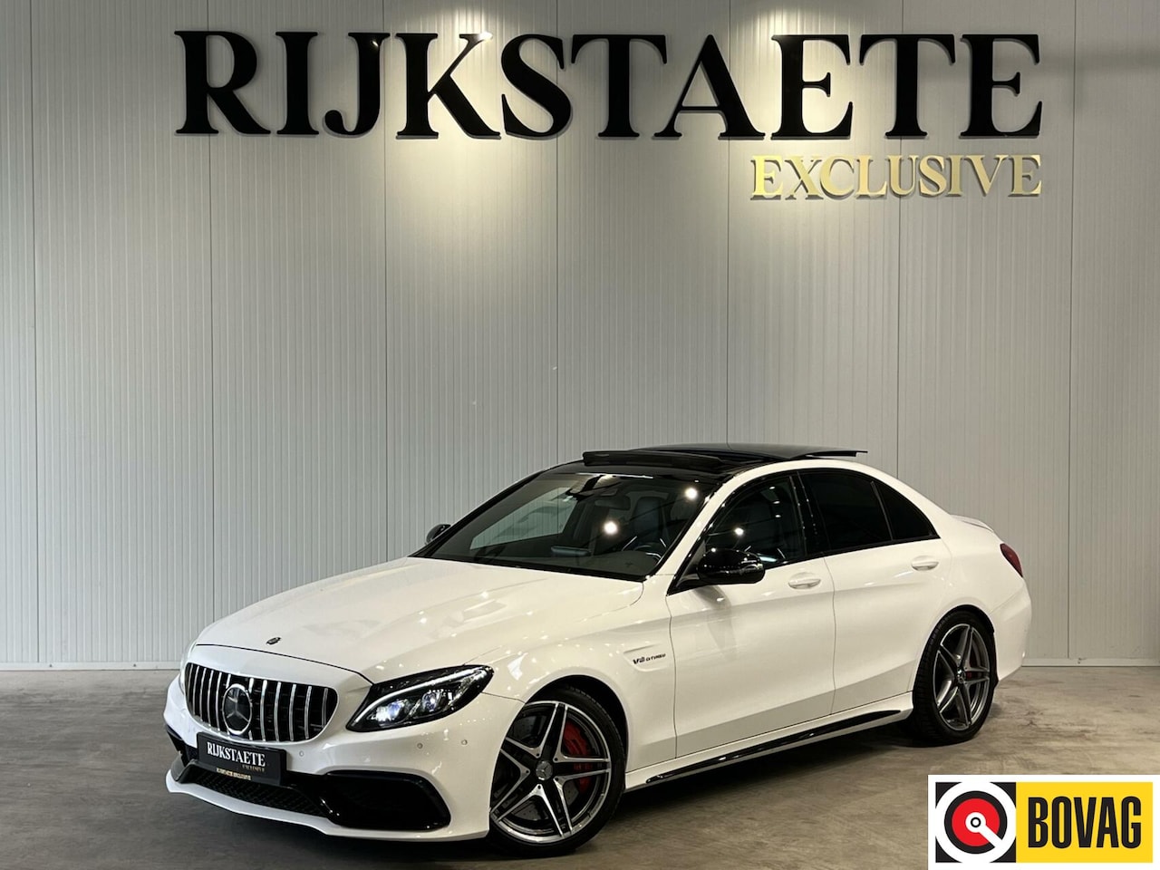 Mercedes-Benz C-klasse - C63s AMG|PANO|KUIPSTOELEN|CARBON|IWC|19'' - AutoWereld.nl