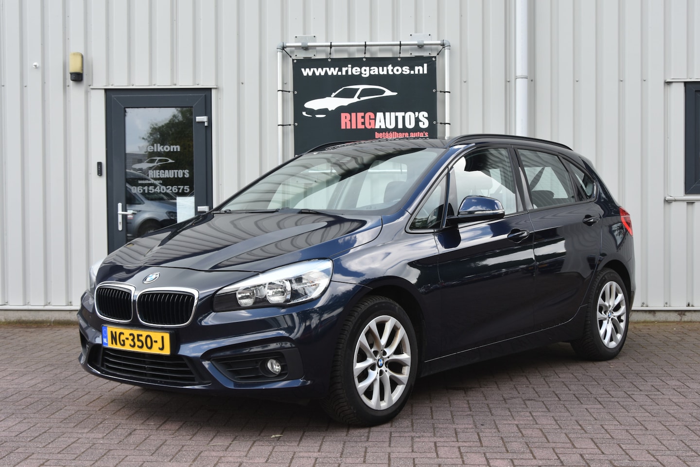 BMW 2-serie Active Tourer - 218d High Executive Btw auto!! Veel opties!! - AutoWereld.nl