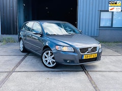 Volvo V50 - 2.4 Edition II(AUT+PDC+CLIMA+NET+NAP+GARANTIE)