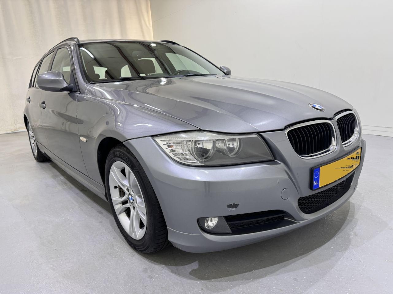 BMW 3-serie Touring - 320d Edition Luxury - AutoWereld.nl