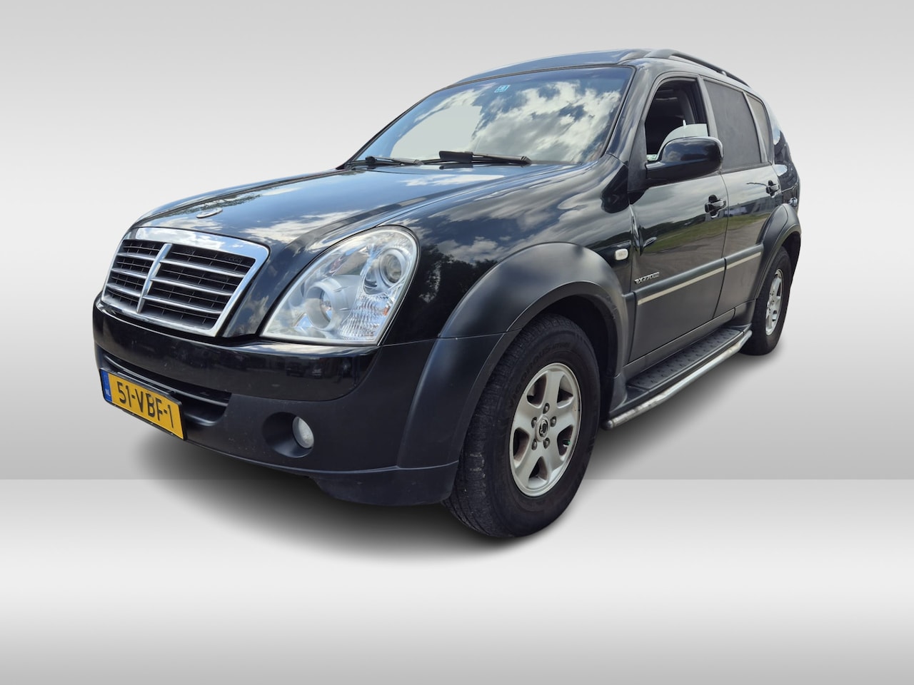 SsangYong Rexton - RX 270 Xdi s High Roof RX 270 Xdi s High Roof - AutoWereld.nl