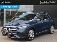 Mercedes-Benz GLA-Klasse - 180 AMG Line | LED | Multispaak | Navigatie | Camera | Automaat