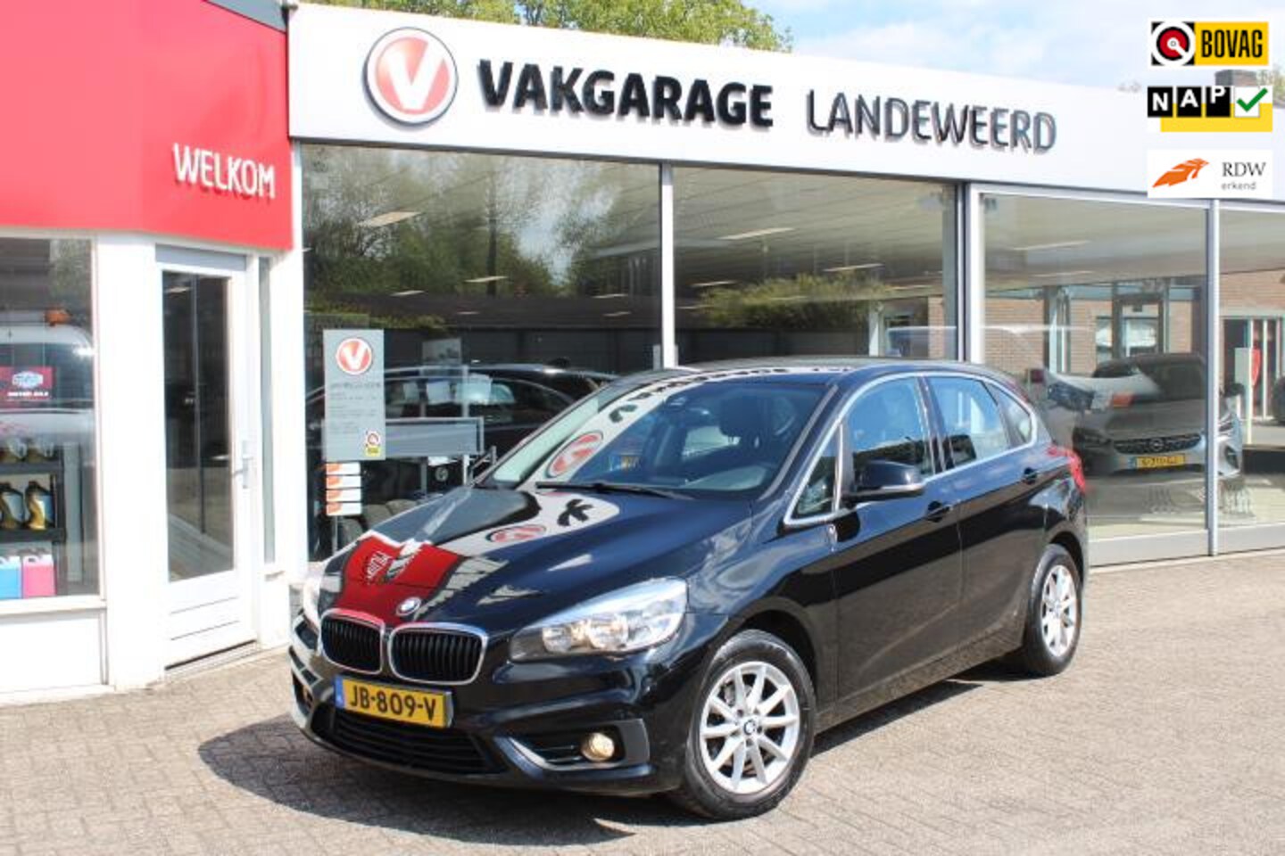 BMW 2-serie Active Tourer - 214d Corporate Lease Essential 214d Corporate Lease Essential - AutoWereld.nl