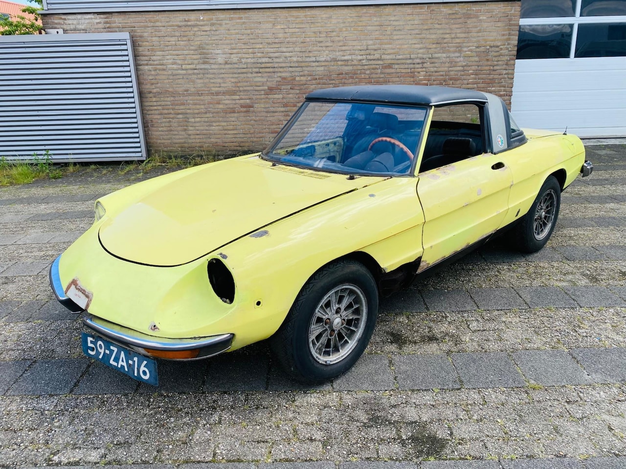 Alfa Romeo Spider - 2.0 Veloce 1976 Project - AutoWereld.nl