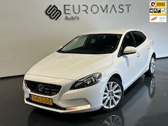 Volvo V40 - 1.6 T3 Kinetic 1ste Eigenaar Navi Cruise Pdc Airco Nieuwe Apk