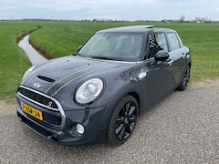 MINI Cooper S - Harman Kardon, panorama dak, professional navigatie en Head-up display