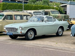 Volvo 1800 - 1800S Leren schuifdak, prachtige kleurstelling, nardi stuur, technisch super