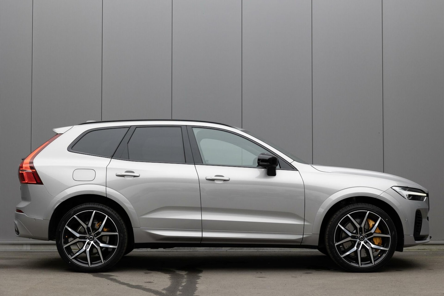 Volvo XC60 - T8 AWD Polestar Engineered | Long Range | Full Option | 455pk gecombineerd vermogen | Pole - AutoWereld.nl