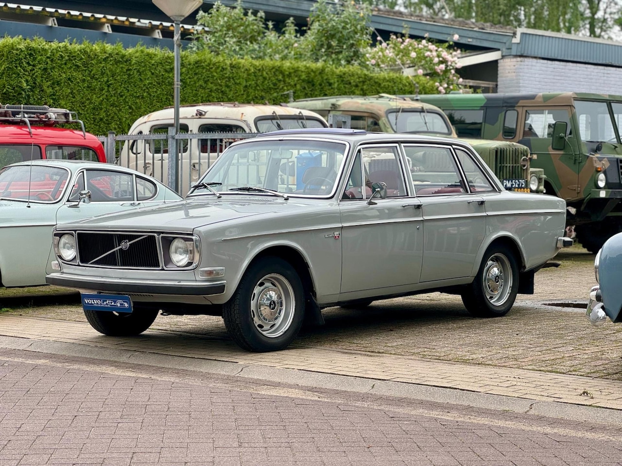 Volvo 144 - 144S De Luxe, schuifdak, dubbele SU, GT instrumenten - AutoWereld.nl