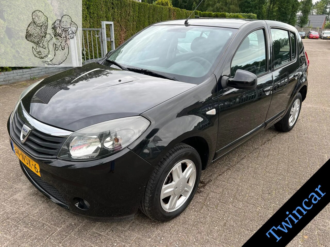 Dacia Sandero - 1.2 5-DRS Blackline AIRCO NAP - AutoWereld.nl