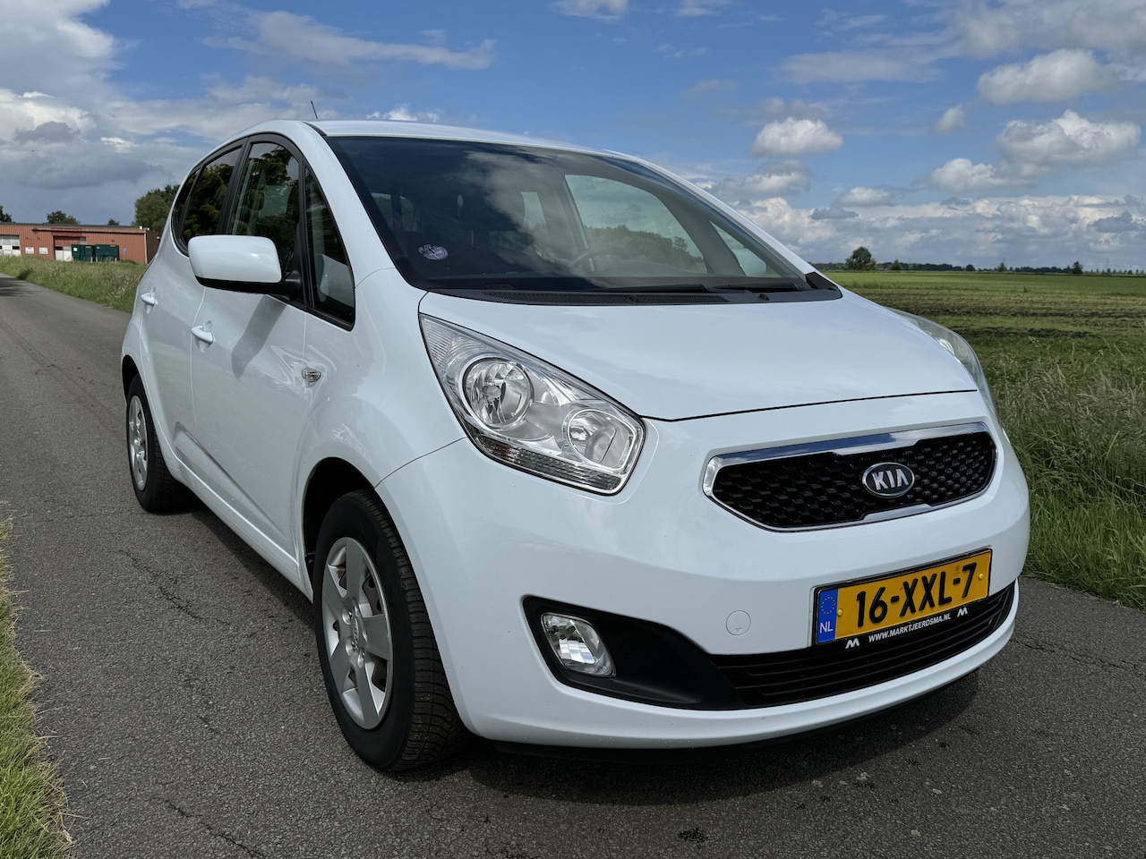 Kia Venga - 1.4 CVVT Plus Pack AIRCO/CRUISE/CAMERA/NAVIGATIE - AutoWereld.nl