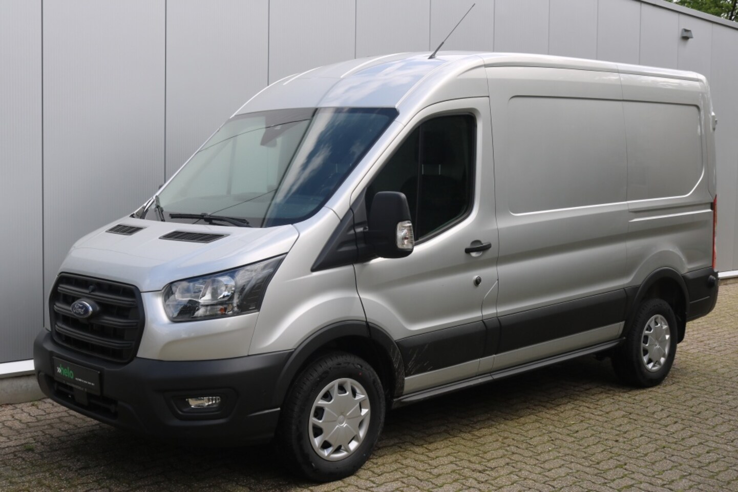 Ford Transit - 350 2.0 TDCI L2H2 Trend 350 2.0 TDCI L2H2 Trend - AutoWereld.nl