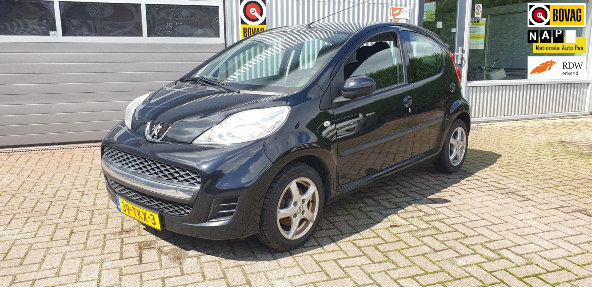 Peugeot 107 - 1.0-12V XS 5 Deurs Airco Lichtmetalen velgen - AutoWereld.nl