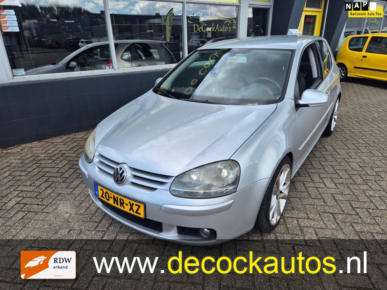 Volkswagen Golf - 1.6 FSI Comfortline 1.6 FSI Comfortline - AutoWereld.nl