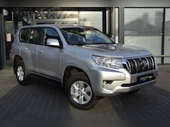 Toyota Land Cruiser 150 - 2.8 D-4D 5DRS COUNTRY A/T VAN