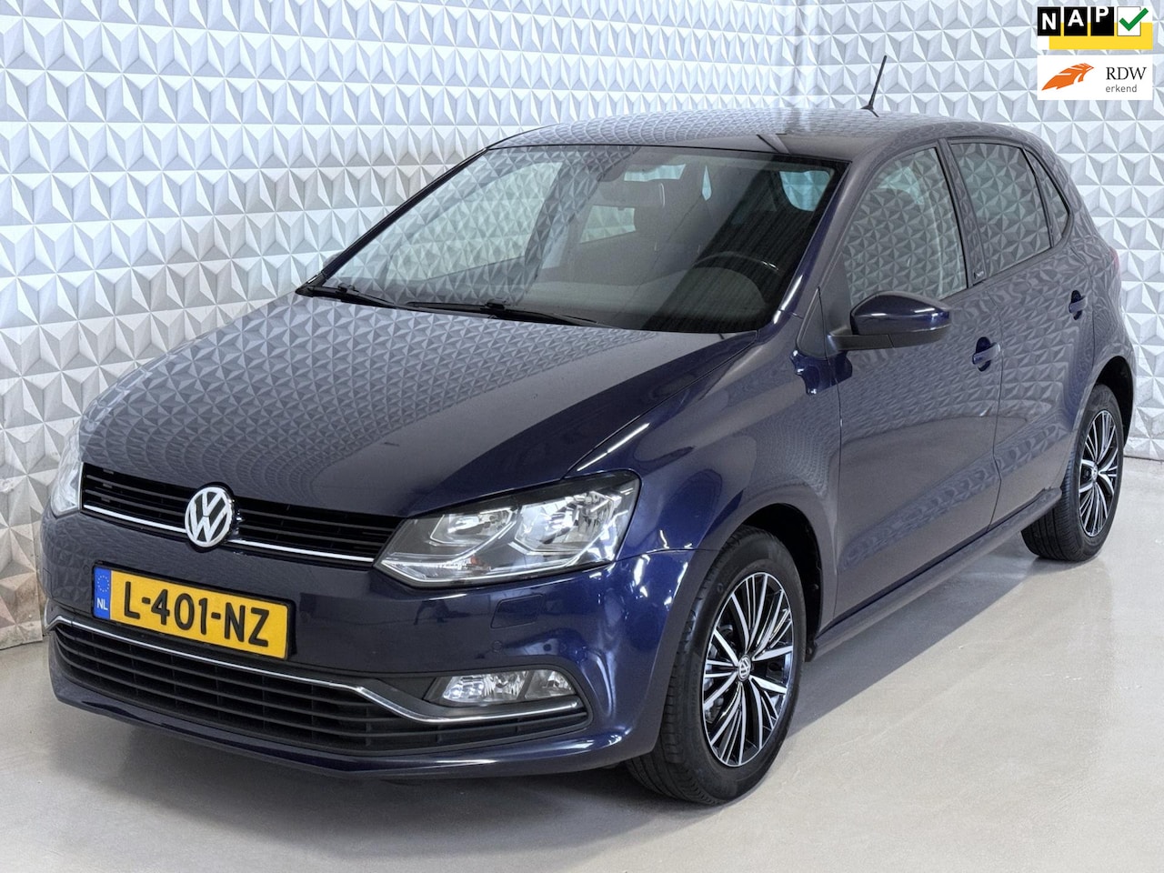 Volkswagen Polo - 1.0 5-deurs ALLSTAR Airco ECC Navigatie (2017) - AutoWereld.nl