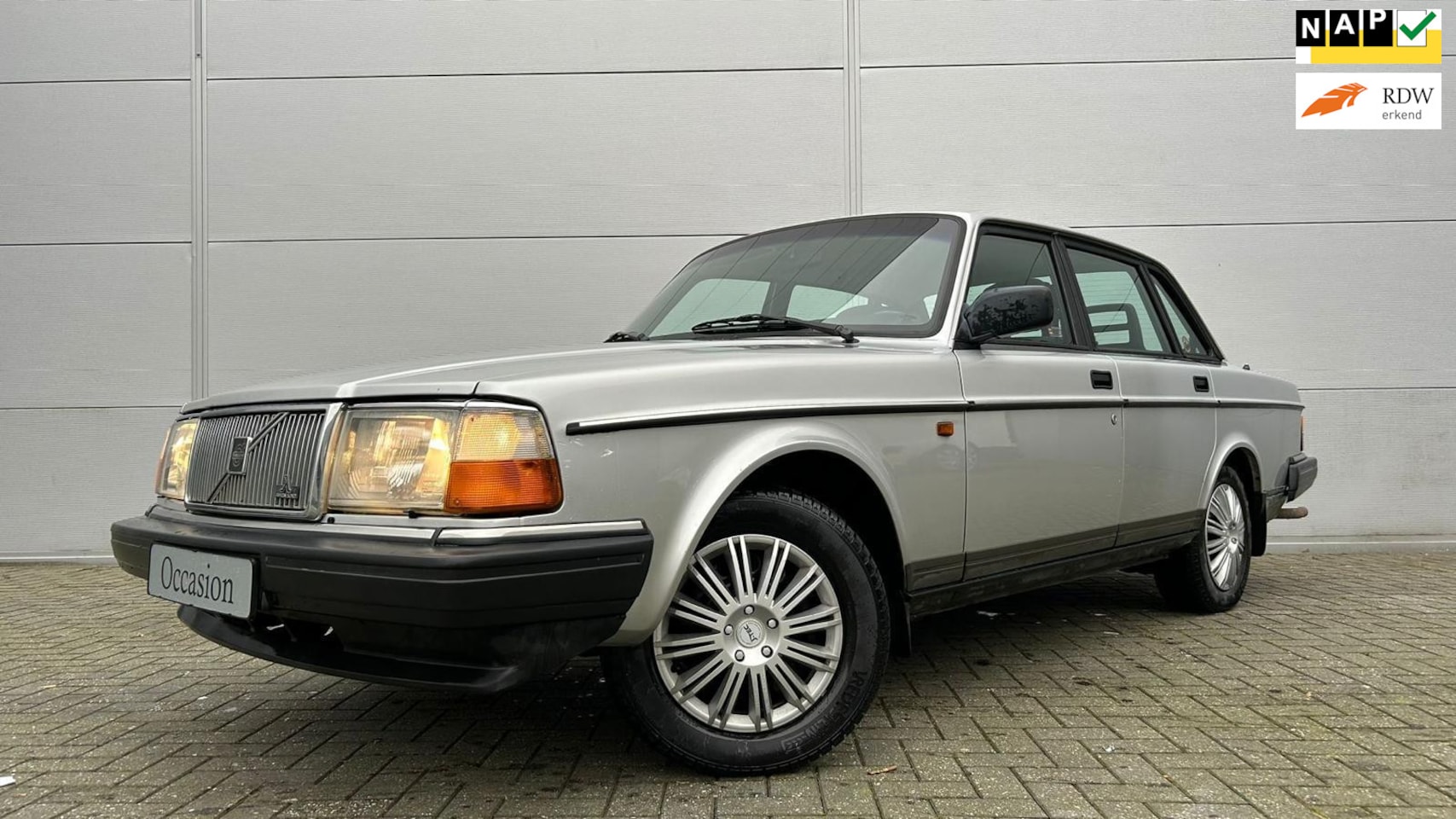 Volvo 240 - 2.3i Polar 2.3i Polar, 199dkm, met onderhoudshistorie - AutoWereld.nl