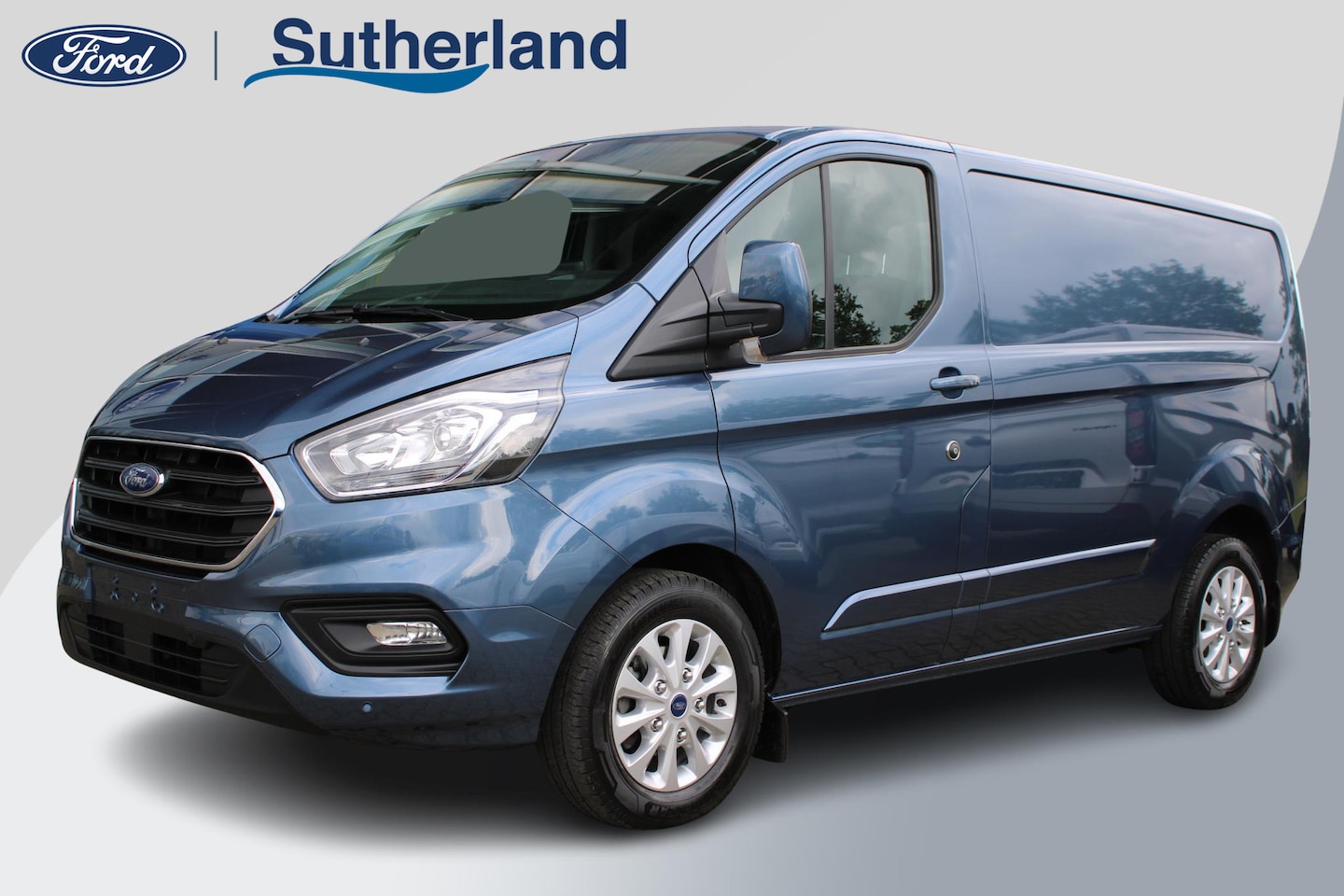 Ford Transit Custom - 300 2.0 TDCI L1H1 Limited | Automaat | Navigatie | Camera | Airco | Lichtmetalen Velgen | - AutoWereld.nl