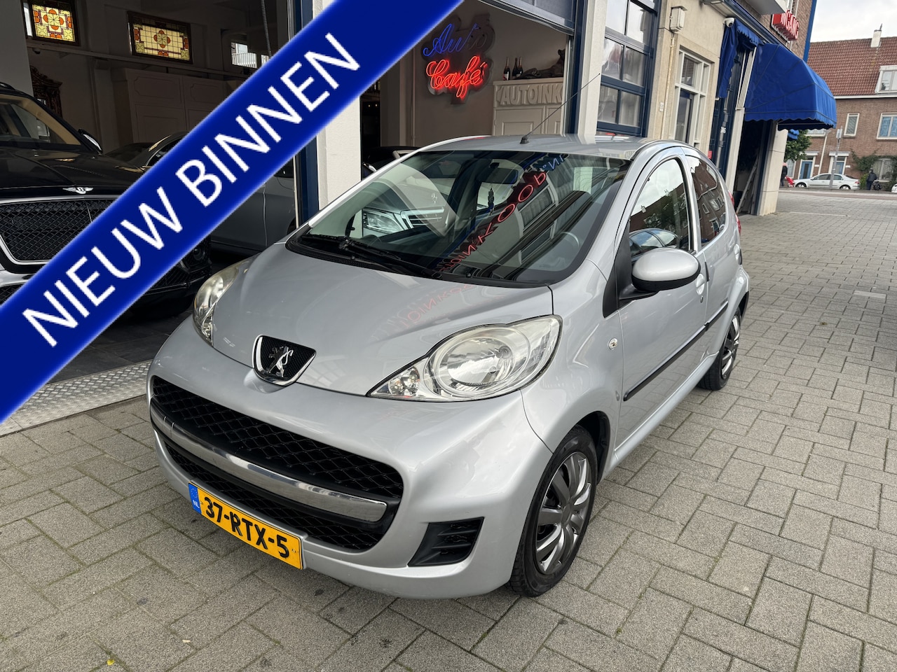 Peugeot 107 - 1.0-12V XS 5-DEURS/AIRCO - AutoWereld.nl