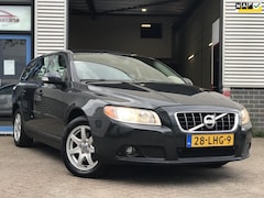 Volvo V70 - 2.5T Kinetic LEER|AUTOMAAT|NAVI PDC