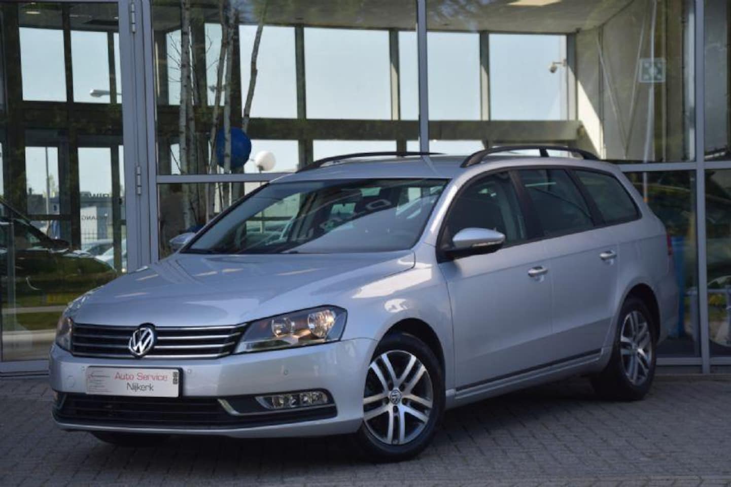 Volkswagen Passat Variant - COMFORTLINE NAVI DSG LM-Velgen PDC 24DKM UNIEK !! - AutoWereld.nl