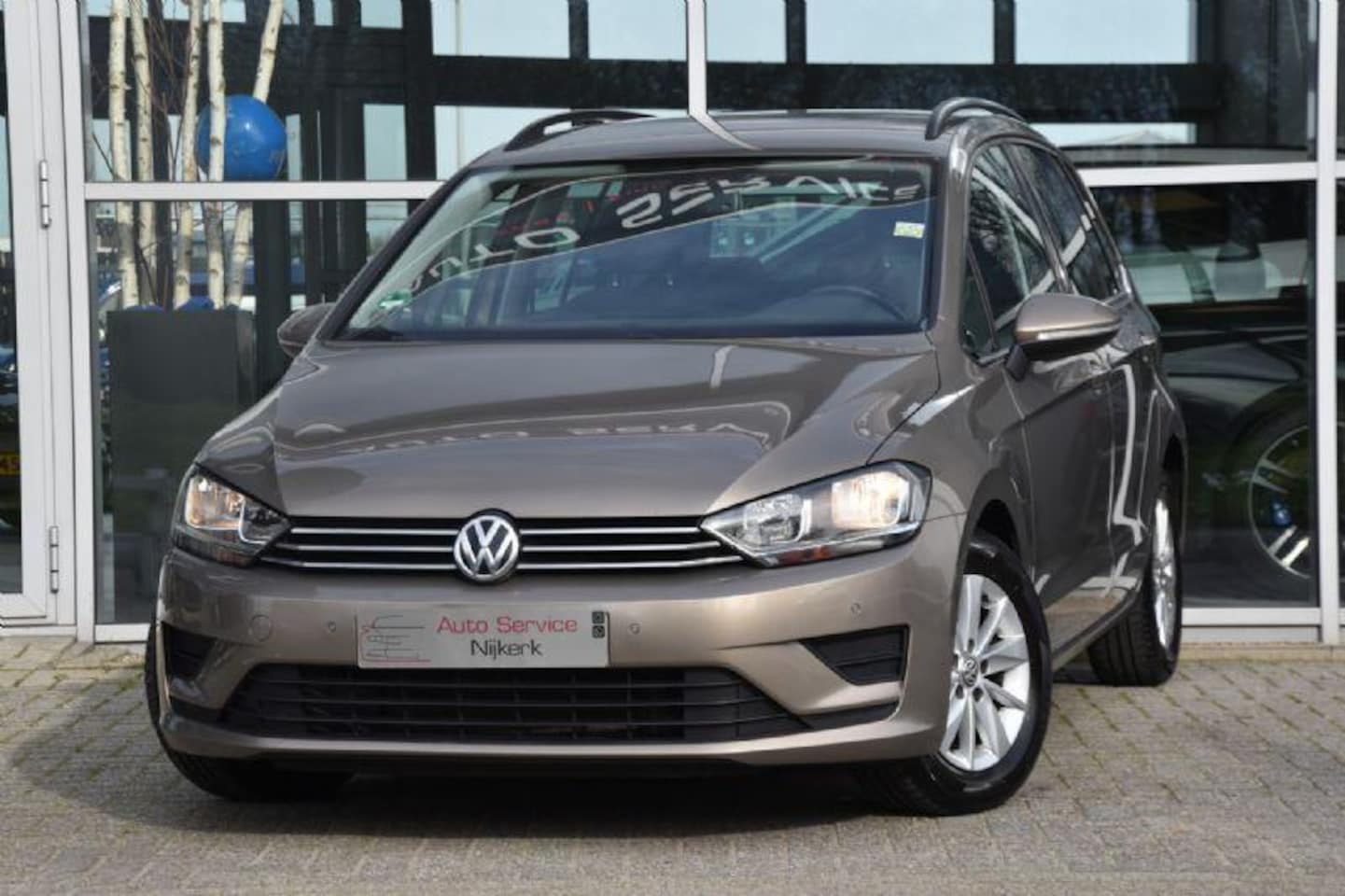 Volkswagen Golf Sportsvan - 1.4 TSI Comfortline Aut. Airco Pdc Trekhaak 1ste Eigenaar ! - AutoWereld.nl