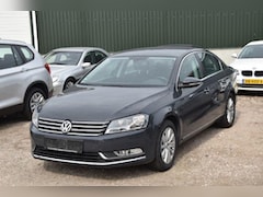 Volkswagen Passat - 1.8 TSI Comfortline Aut. Nav. Motor Defect Let Op