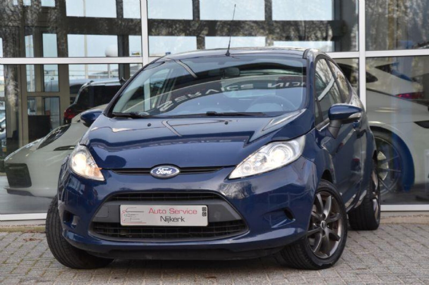 Ford Fiesta - 1.25 Trend Airco Elek. Ramen Cd Lm-Velgen Inruil Mogelijk - AutoWereld.nl