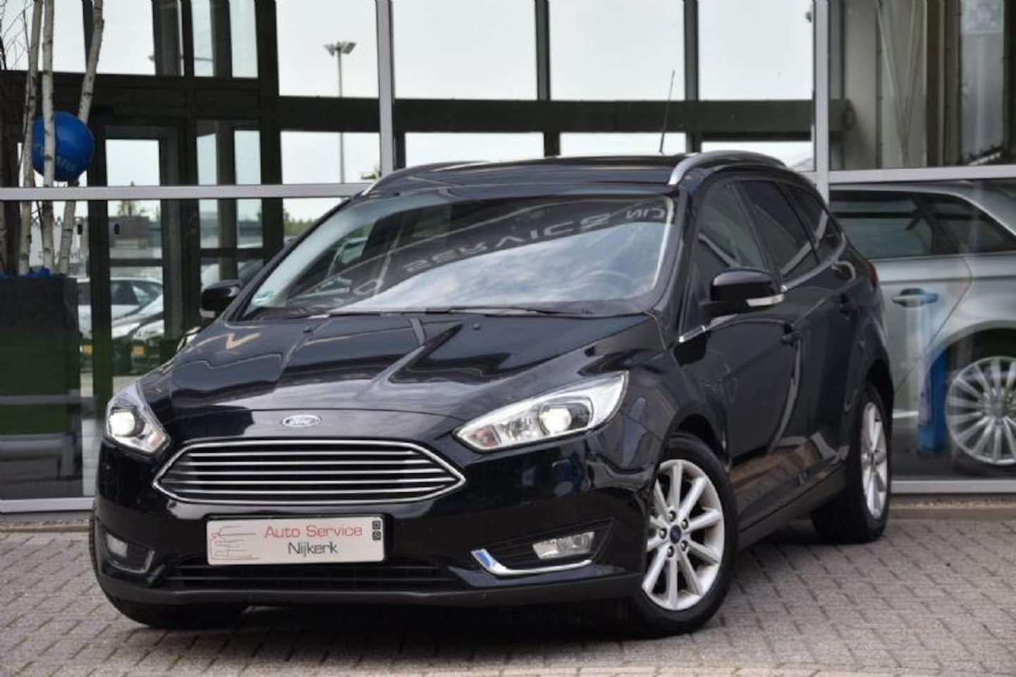 Ford Focus - 2.0 TDCI Titanium Edition Aut. Nav. Xenon Led Btw Auto - AutoWereld.nl