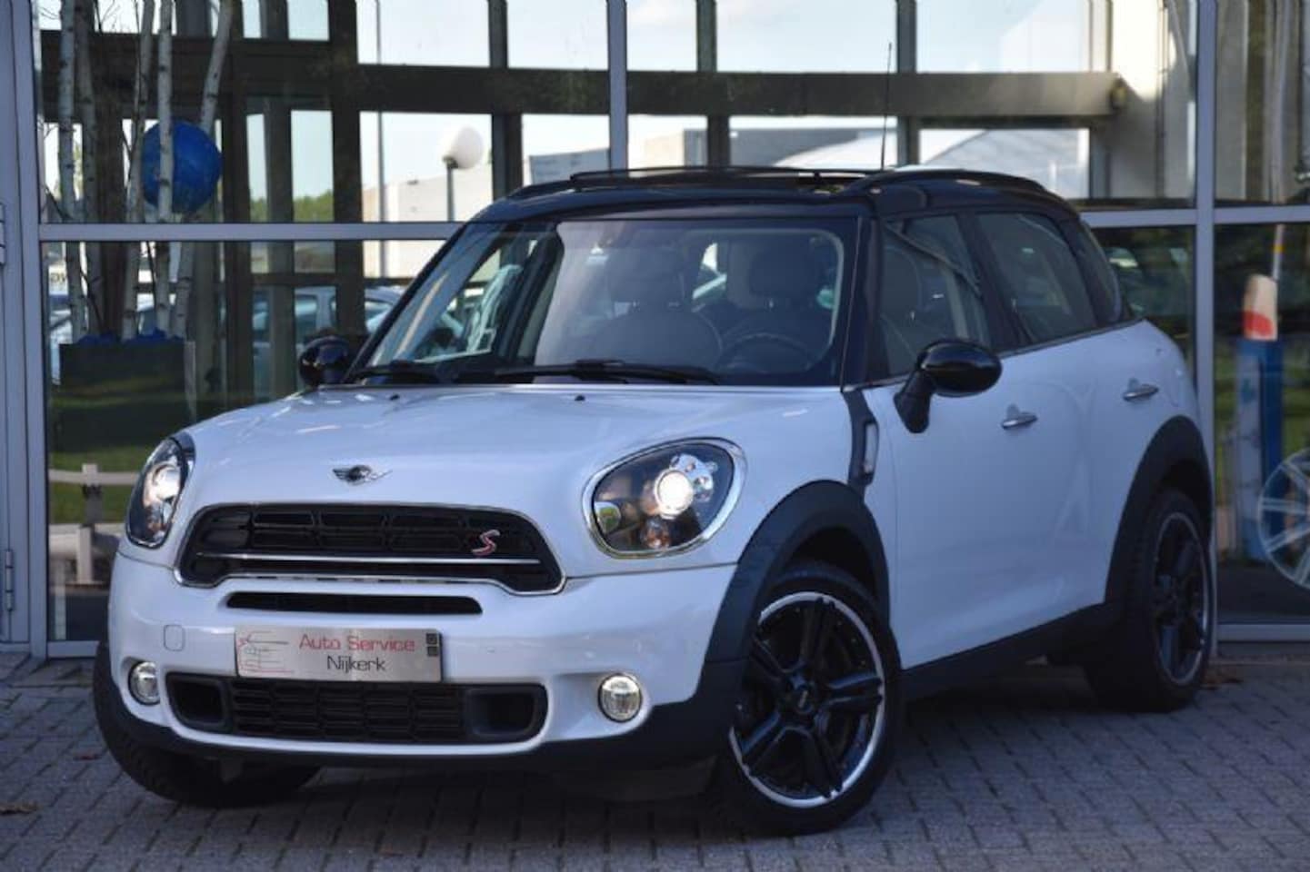 MINI Countryman - 1.6 Cooper S Aut. Leder Pano.dak M.2015 + Inruil Mogelijk - AutoWereld.nl