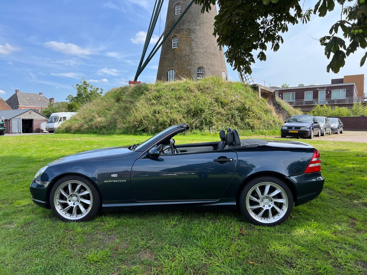 Mercedes-Benz SLK-klasse - 230 K. AMG AUTOMAAT EERSTE EIGENAAR ZEER MOOI ZEER COMLEET - AutoWereld.nl