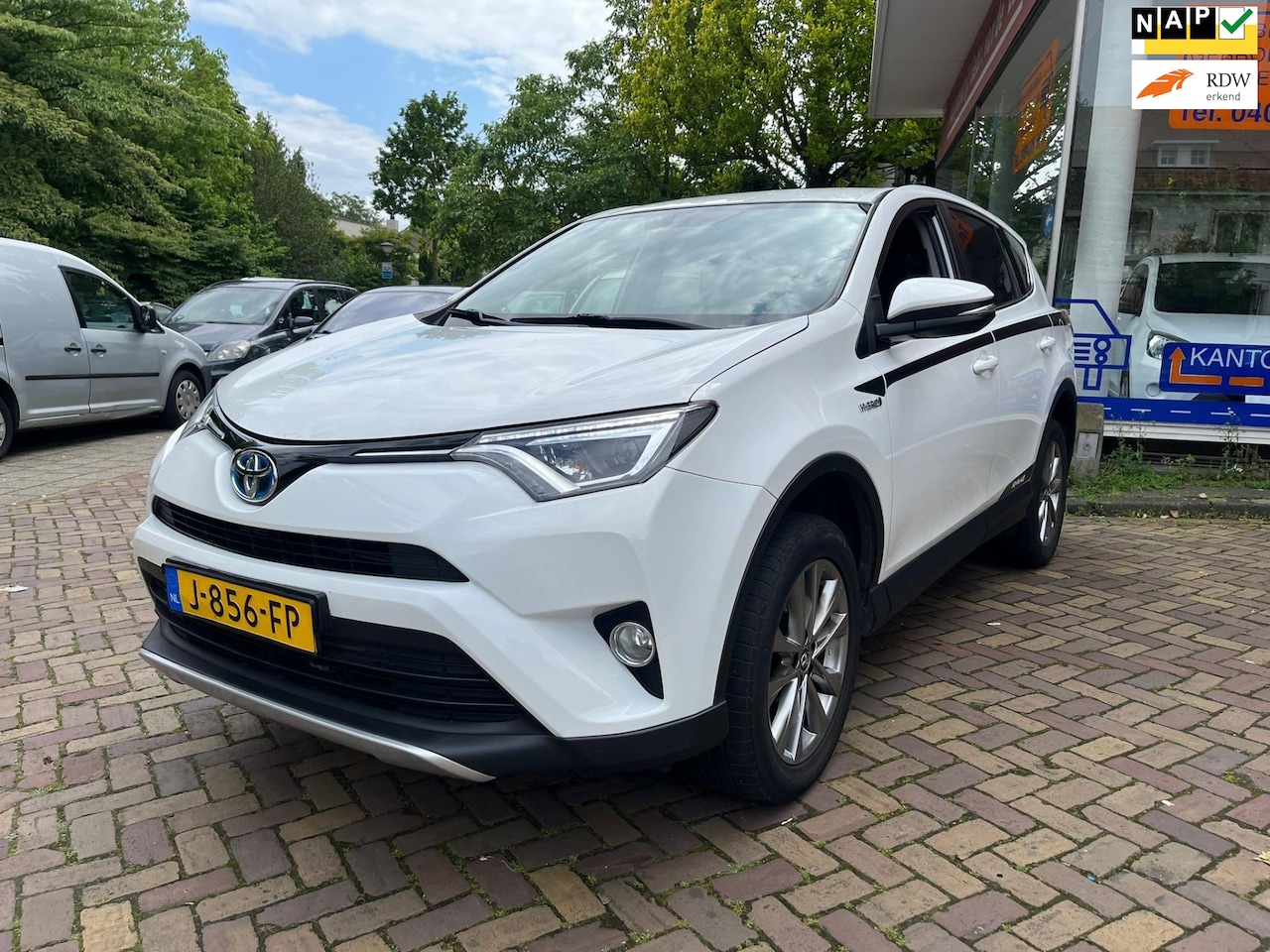 Toyota RAV4 - 2.5 Hybrid First Edition automaat - AutoWereld.nl