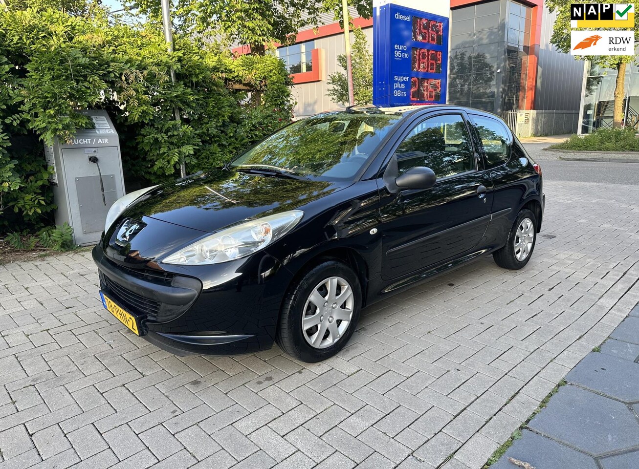 Peugeot 206 - 1.1 XR prachtige auto - AutoWereld.nl