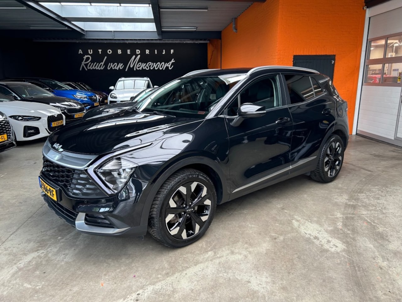 Kia Sportage - 1.6 T Hybrid DynamicLine 4WD / Trekhaak / Navigatie / 19Inch. - AutoWereld.nl