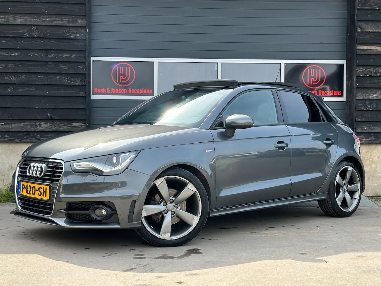 Audi A1 Sportback - 1.4 TFSI S-Line Automaat Panodak Clima - AutoWereld.nl