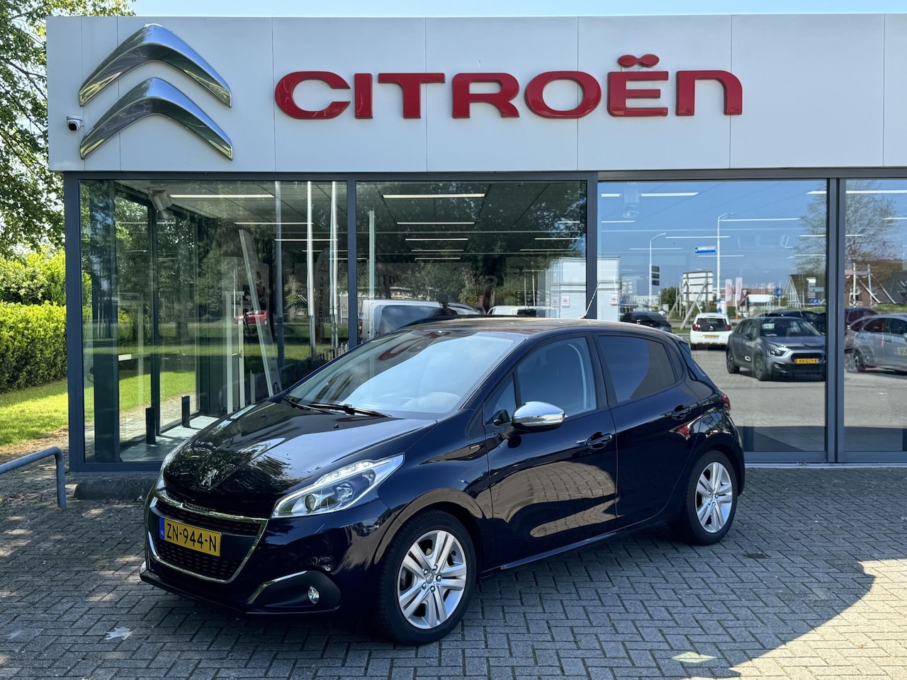 Peugeot 208 - 1.2 PureTech Signature 1.2 PureTech Signature - AutoWereld.nl