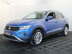 Volkswagen T-Roc - 1.5 TSI Life |ACC|Carplay|PDC|