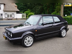 Volkswagen Golf Cabriolet - 1.8 Classic Line