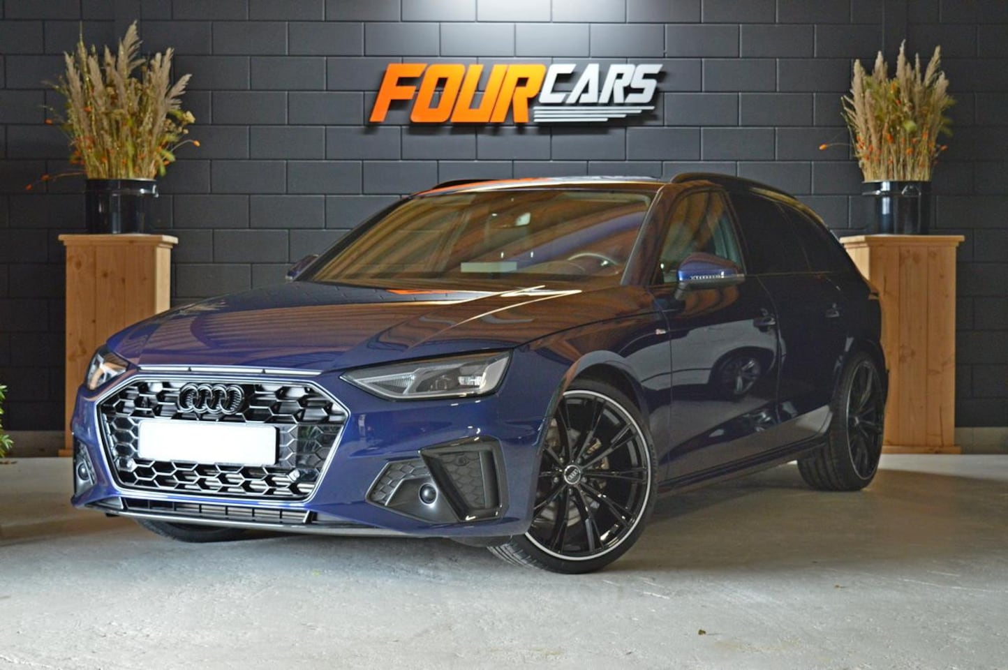 Audi A4 Avant - 35 TFSI S edition Competition | 2023 | 11.000KM | ACC | Lane Assist | Achteruitrijcamera | - AutoWereld.nl