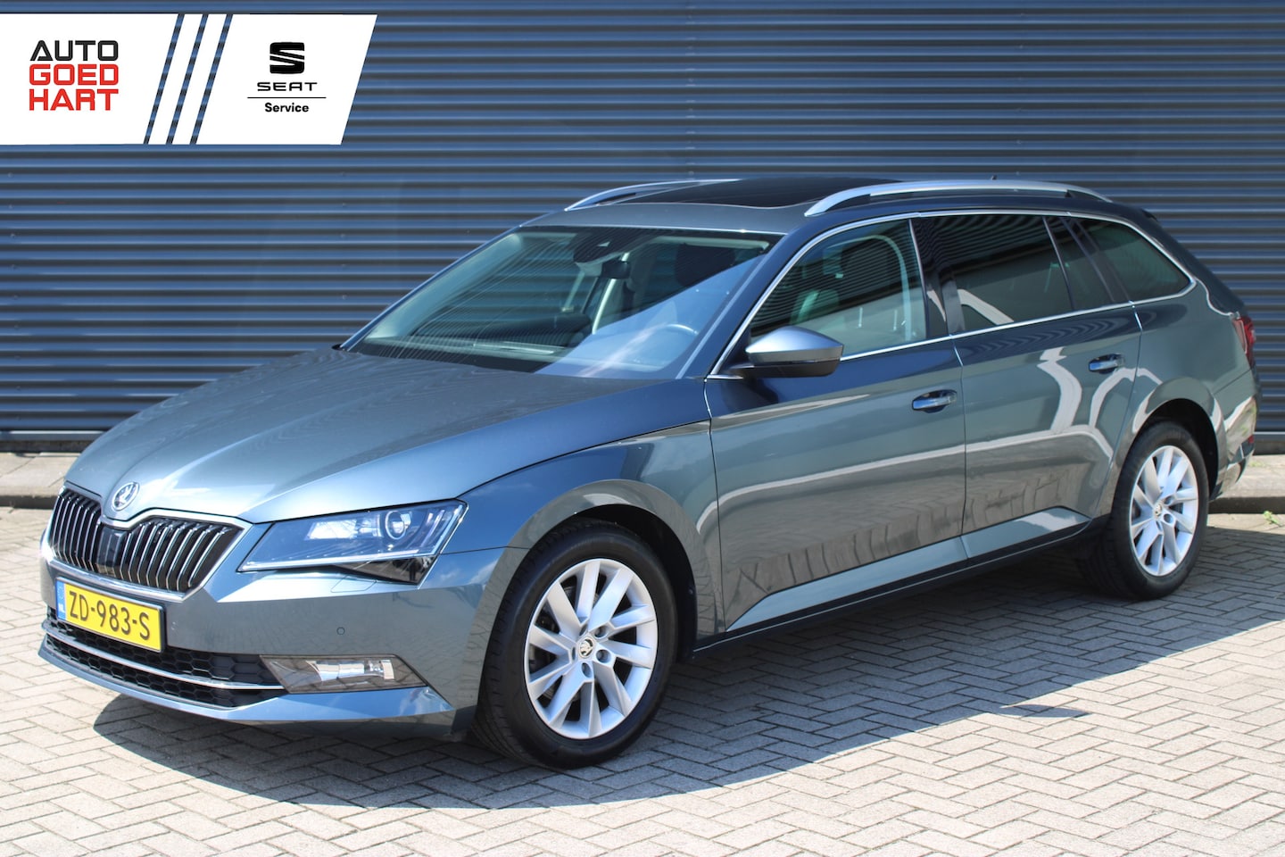 Skoda Superb Combi - 1.5 TSI ACT Ambition Panoramdak Full-Led - AutoWereld.nl