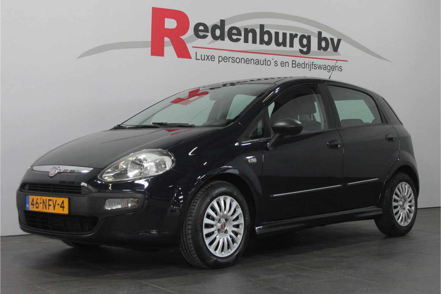 Fiat Punto Evo - 1.3 M-Jet Dynamic - Airco / Radio cd / Cruise - AutoWereld.nl