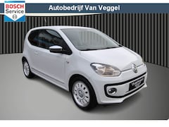 Volkswagen Up! - 1.0 White up BlueMotion airco, navi, bluetooth