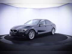 BMW 3-serie - 318iA SPORT Executive SCHUIFDAK/FULL LED/NAVI/SPORTSTOELEN/PDC V+A/LMV